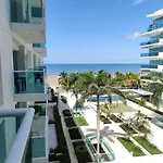 Apartamento con vista al mar