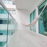 Apartamento con vista al mar